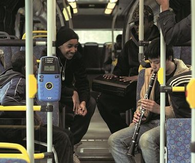 Kadr z filmu "Gra" Rubena Östlunda