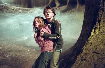 Kadr z filmu "Harry Potter i więzień Azkabanu" /