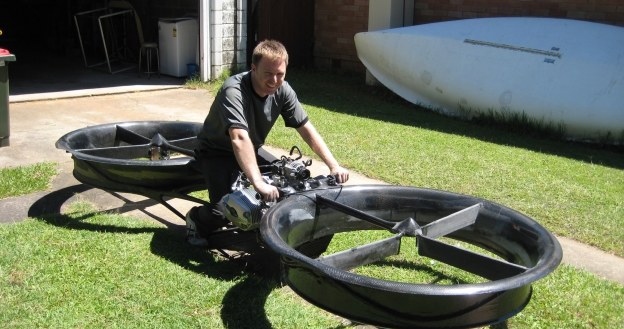 Kadr z filmu "Hover 'Bike' Flies on Pilot's Intuition". Fot. YouTube /materiały prasowe