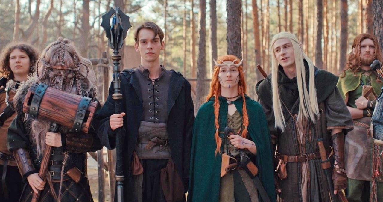 Kadr z filmu "LARP. Miłość, trolle i inne questy" /materiały prasowe