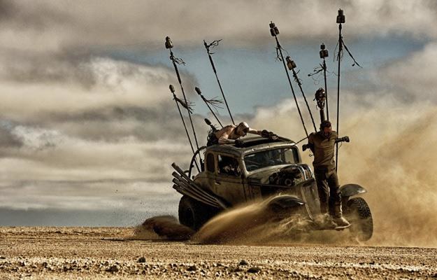 Kadr z filmu "Mad Max: Na drodze gniewu" /materiały prasowe