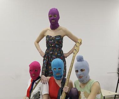 Kadr z filmu "Pussy Riot. Modlitwa punka".