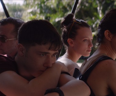 Kadr z filmu "Sundown"