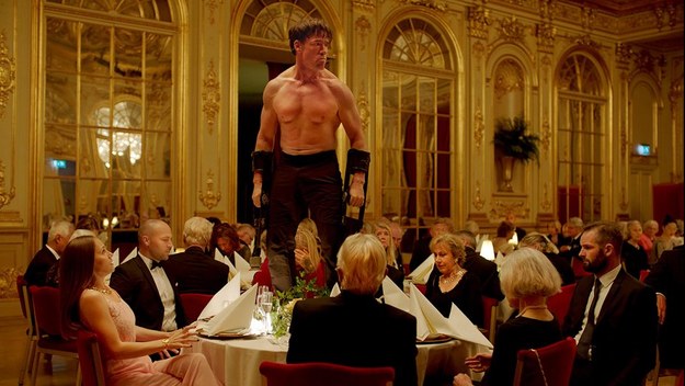 Kadr z filmu "The Square" /fot. Gutek Film /