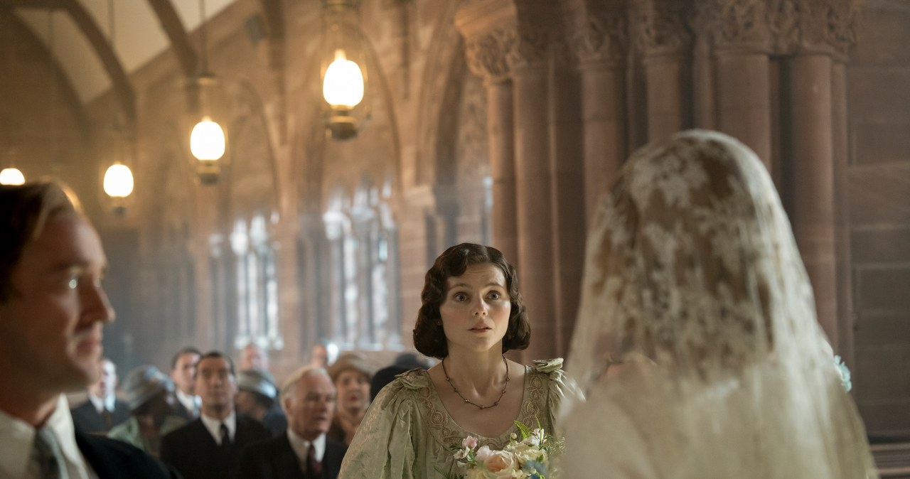 Kadr z filmu "Wujowy dwór" /Kino Świat /materiały prasowe