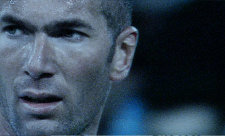 Kadr z filmu "Zidane. Portret XXI wieku" /