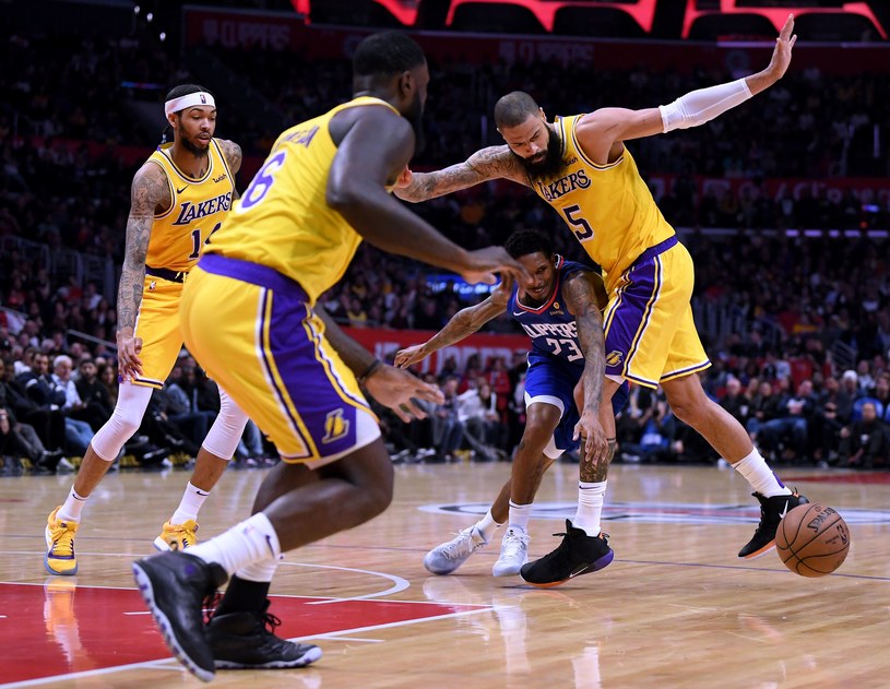Kadr z meczu Los Angeles Clippers - Los Angeles Lakers /AFP
