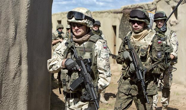 Kadr z serialu "Misja Afganistan", fot. Robert Pałka /Canal+