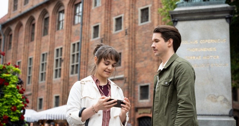 Kadr z serialu "Na dobre i na złe" /AIM /materiały prasowe