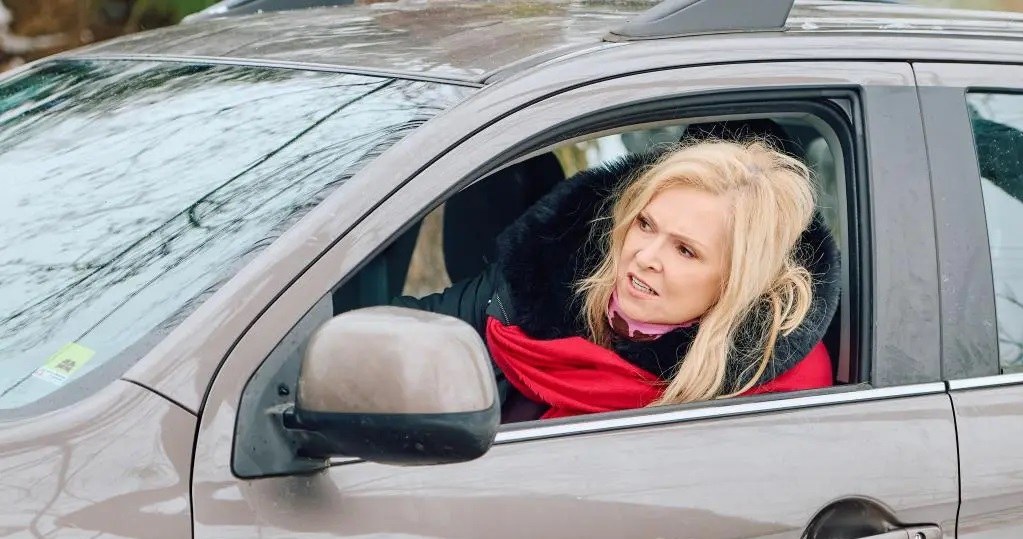 Kadr z serialu "Na Wspólnej" /TVN /materiały prasowe