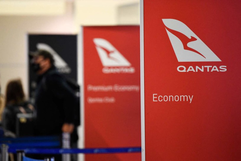Kadra kierownicza Qantas ma pracować przy obsłudze bagażu /AFP
