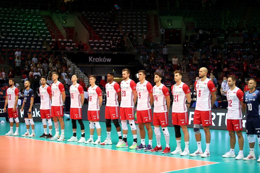 Kadra siatkarzy przed meczem z Portugalią //Łukasz Gągulski /PAP