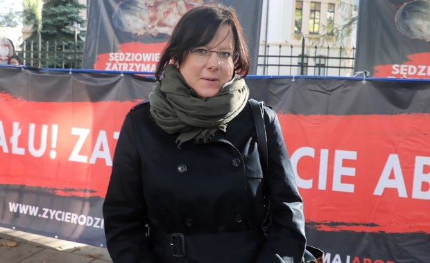 Kaja Godek: W związku z falą agresji nie przebywam w swoim mieszkaniu