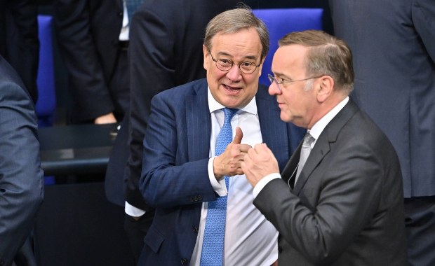 Kaja Kallas pomyliła niemieckich polityków. Są prawie identyczni