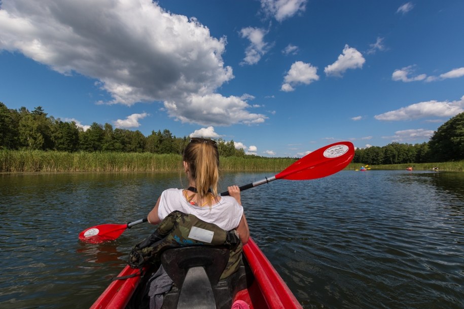 Kajakiem po Polsce: Popularność, dostępność i najpiękniejsze szlaki kajakarskie w kraju /Shutterstock