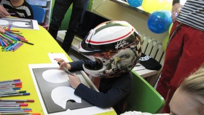 Kajetanowicz w niezwykłym kasku. Zaprojektują go dzieci 