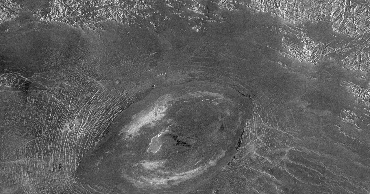 Kaldera wulkaniczna na Wenus /NASA