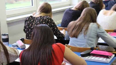 Kalendarz roku szkolnego 2018/2019. Sprawdź, kiedy dzieci mają ferie