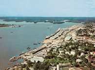 Kamerun, port Douala /Encyklopedia Internautica