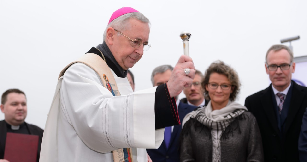 Kamień poświęcił abp Stanisław Gądecki /Jakub Kaczmarczyk /PAP