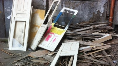 Kamienica jak plac budowy. Zniknie część problemów lokatorów