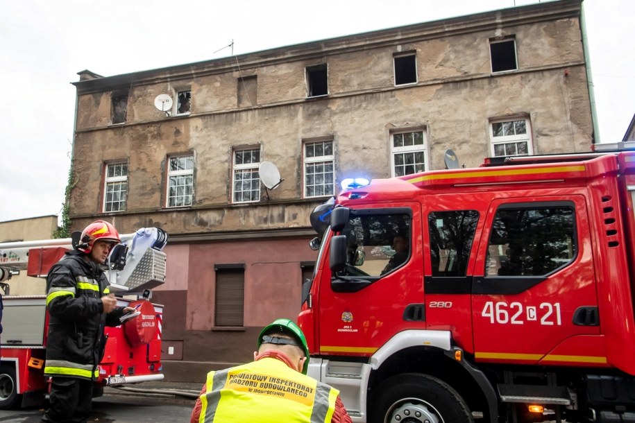 Kamienica, w której doszło do pożaru / 	Tytus Żmijewski    /PAP