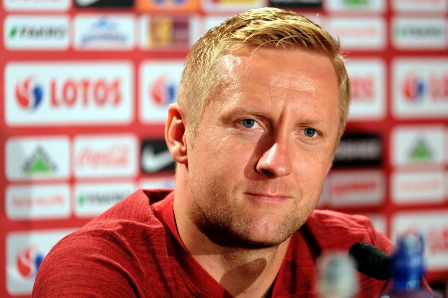 Kamil Glik na konferencji prasowej / Andrzej Grygiel /PAP