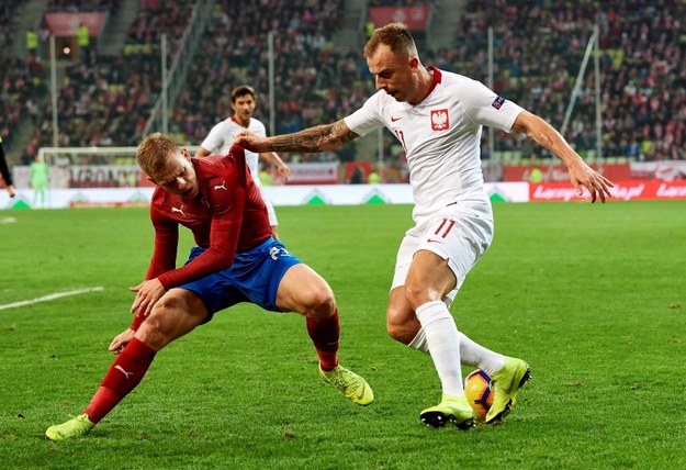 Kamil Grosicki i Matej Vydra / 	Adam Warżawa    /PAP