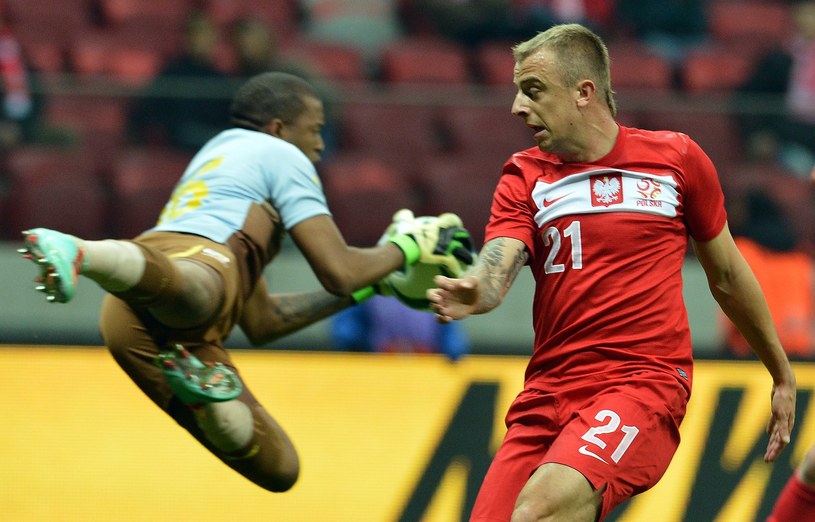 Kamil Grosicki liczy na bramkę w meczu z Urugwajem /AFP