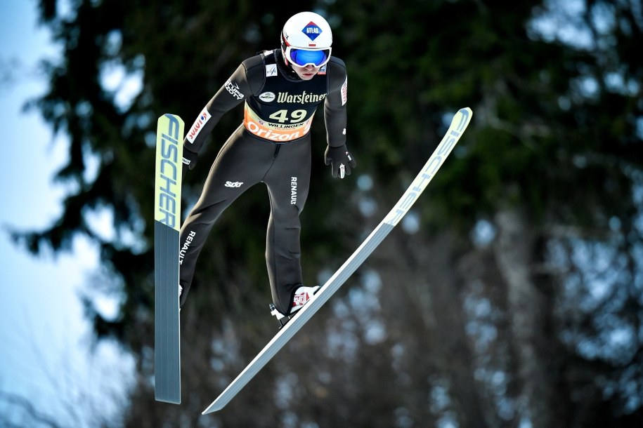 Kamil Stoch był liderem na półmetku rywalizacji /ULRICH HUFNAGEL /PAP