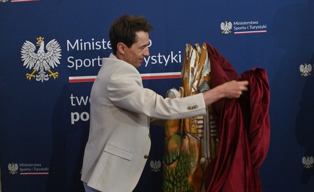 Kamil Stoch odwiedził resort sportu. Otrzymał niecodzienny prezent