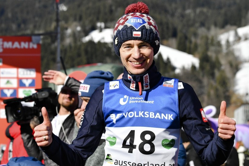 Kamil Stoch podczas pandemii pracuje w ogrodzie /Associated Press /East News