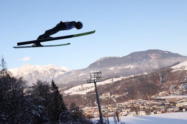 Kamil Stoch podczas serii treningowej przed ostatnim konkursem Turnieju Czterech Skoczni: w Bischofshofen / 	Grzegorz Momot    /PAP