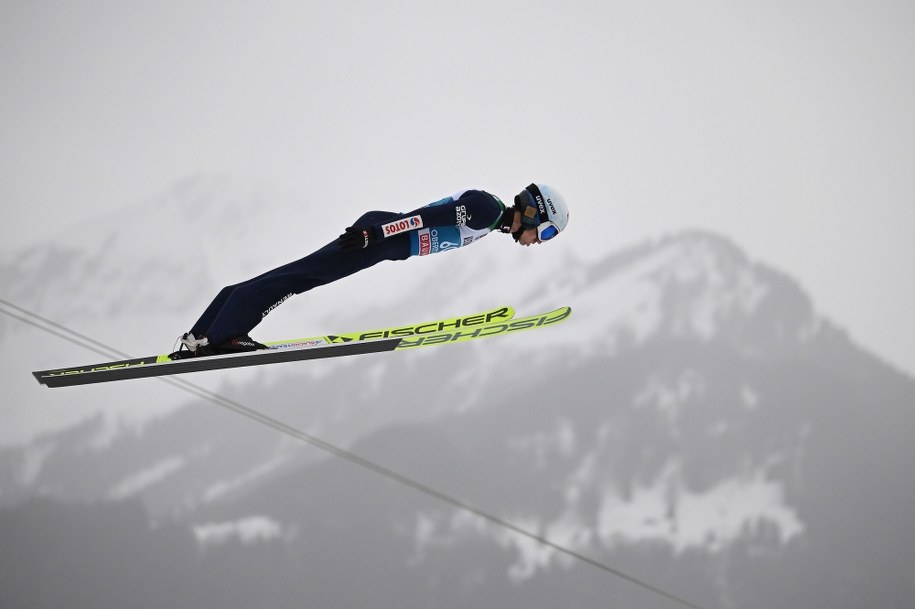 Kamil Stoch podczas Turnieju Czterech Skoczni /Philipp Guelland /PAP/EPA