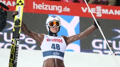 Kamil Stoch triumfuje w Wiśle i jest liderem PŚ. "Poziom konkursu był bardzo wysoki"
