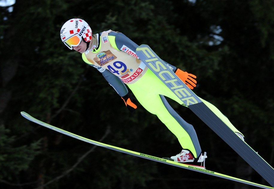 Kamil Stoch w Titisee-Neustadt /DANIEL MAUERER /PAP/EPA