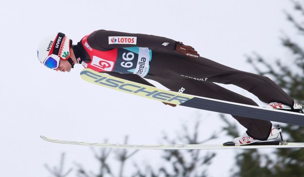 Kamil Stoch w Vikersund zaprezentował się poniżej swoich możliwości /Terje Bendiksby /PAP