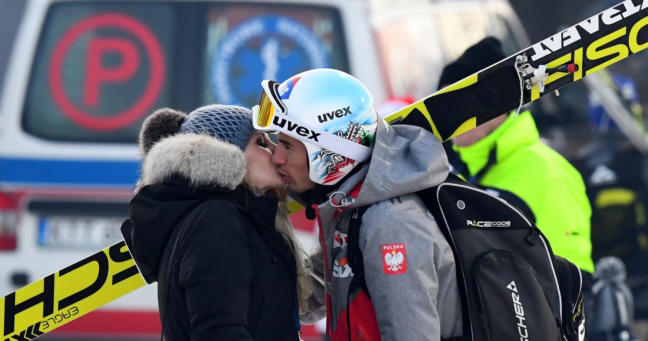 Kamil Stoch z żoną Ewą /Marek Dybas /East News