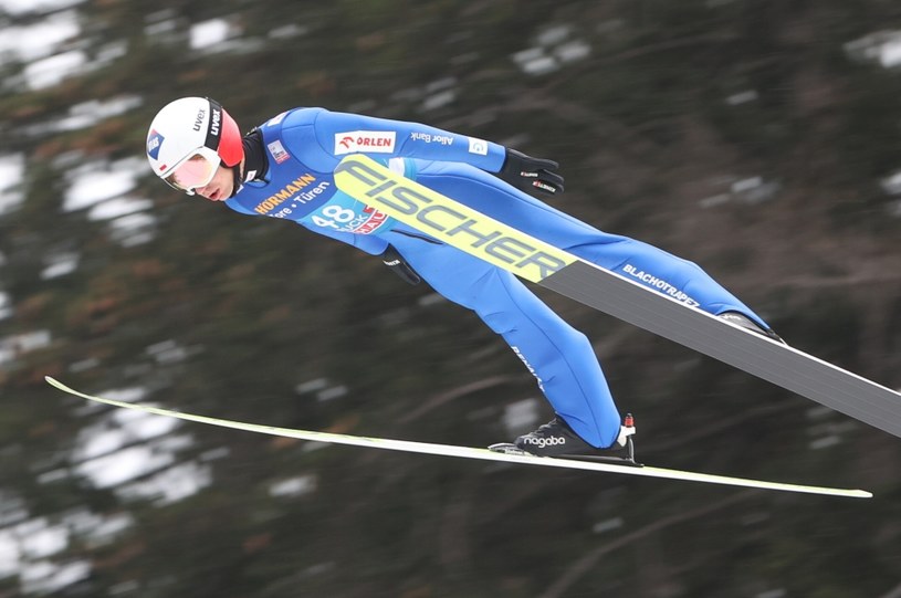 Kamil Stoch znowu fruwa. Trener wskazał dzięki czemu. To może zaskoczyć