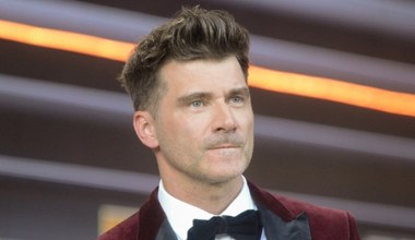 Kammel zaręczył się z przeszło 20 lat młodszą partnerką. Teraz drży o swoją przyszłość