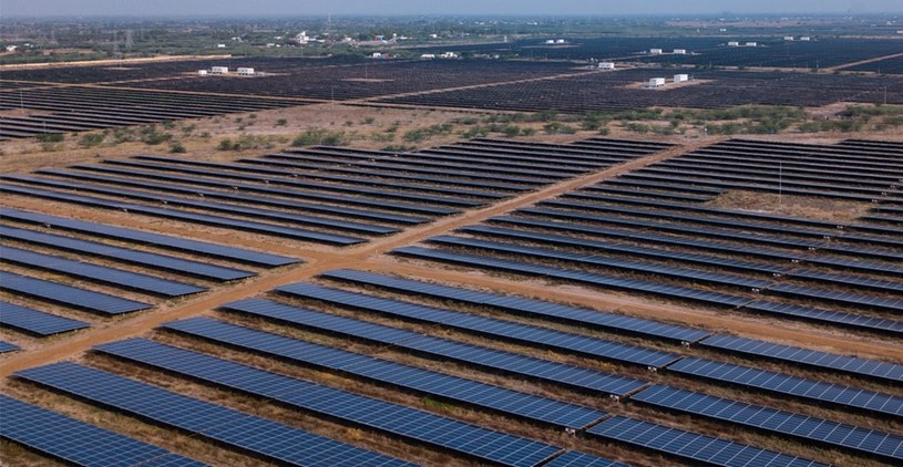 Kamuthi Solar Power Project ma być największą na świecie elektrownią wytwarzającą czystą energię /Adani Group /materiały prasowe