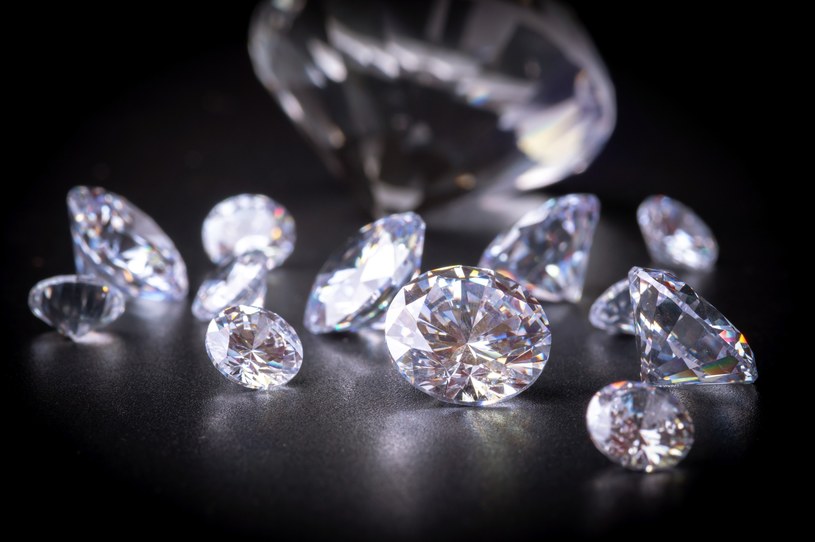 Kanadyjska firma wstrzymała wydobycie diamentów. Te z laboratorium są dużo tańsze /123RF/PICSEL