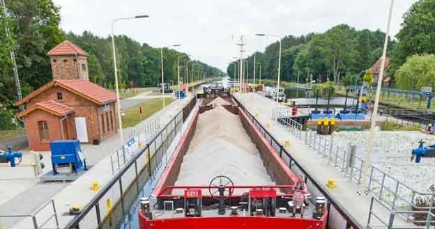 Kanał Wrocław - Berlin ma 125 lat (nz. śluza w Kersdorf) /EPA