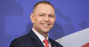 Kancelaria Sejmu: Nawrocki nadużywa władzy. Wiadomo, kiedy wejdzie "plan B"