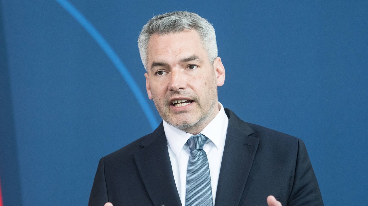 Kanclerz Austrii grozi oddaniem magazynu Gazpromu innym dostawcom
