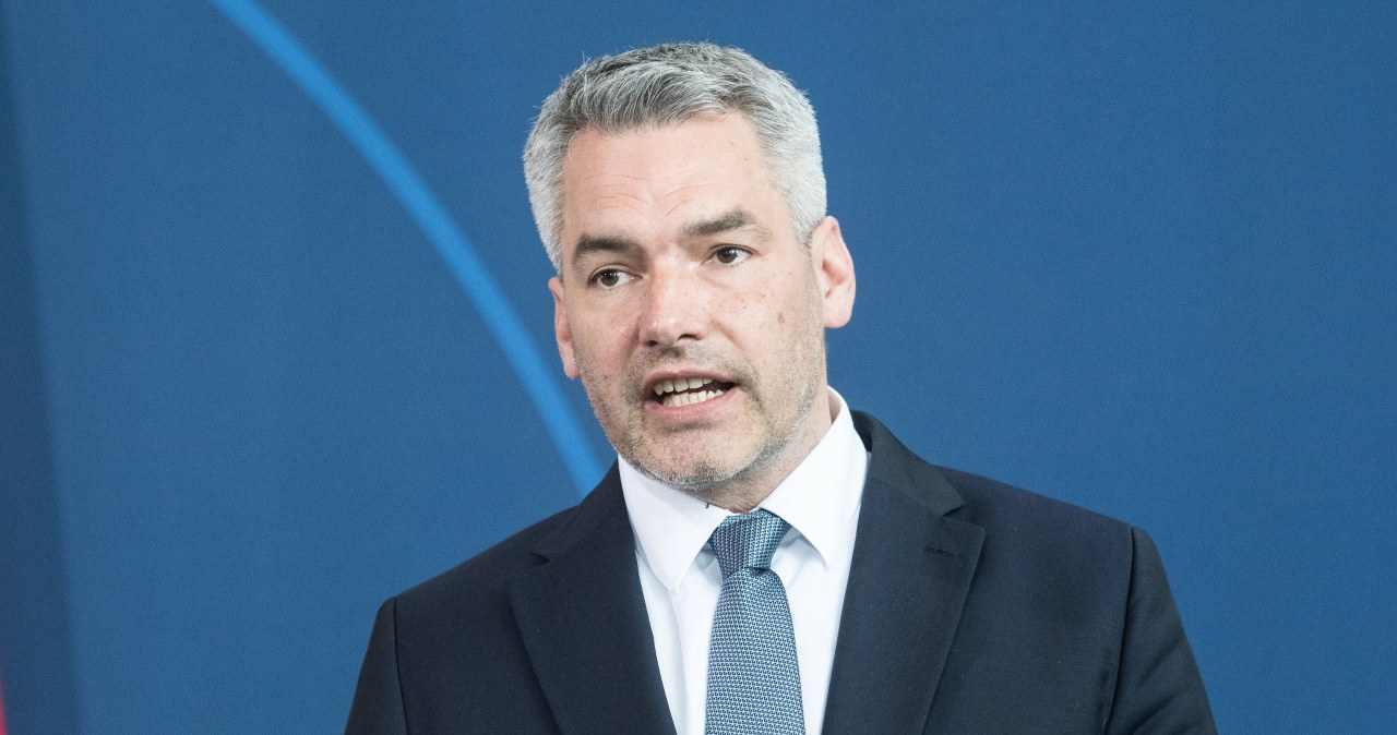 Kanclerz Austrii grozi oddaniem magazynu Gazpromu innym dostawcom