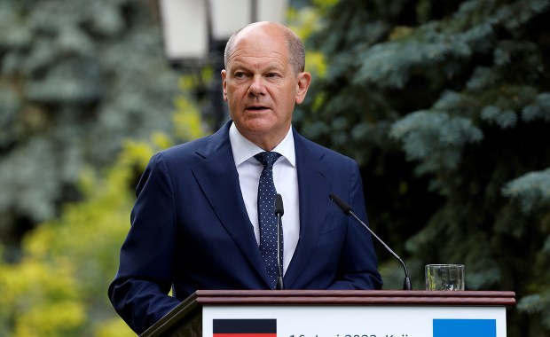 Kanclerz Niemiec: Z Putinem koniecznie trzeba rozmawiać