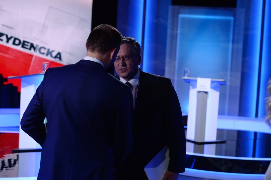 Kandydaci podczas poprzedniej debaty /Jan Bogacz /PAP