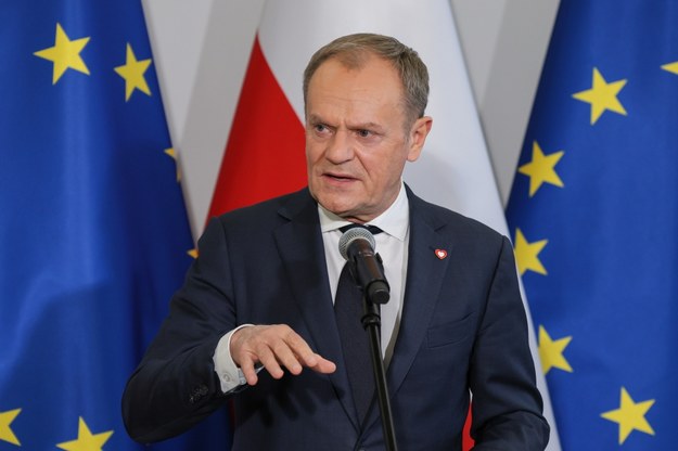 Kandydat na premiera Donald Tusk w Senacie /Paweł Supernak /PAP