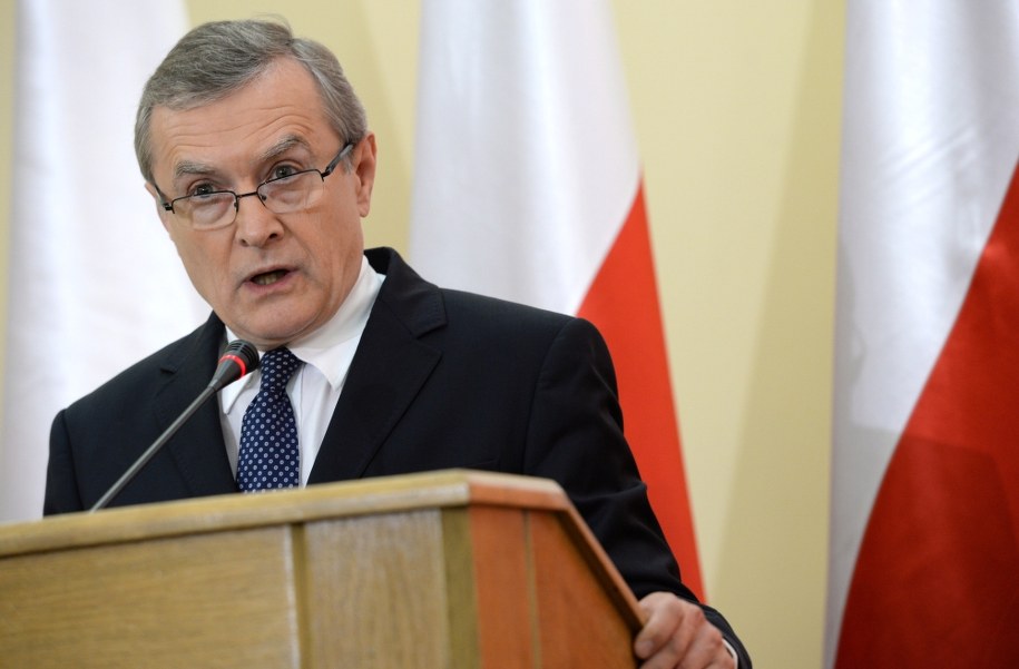 Kandydat PiS na premiera prof. Piotr Gliński /Jacek Turczyk /PAP